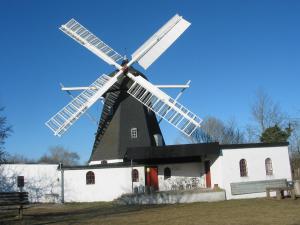 Øster Sundby Vindmølle
